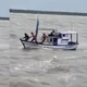 Imagem - Pescadores são resgatados após cinco dias à deriva na Bahia