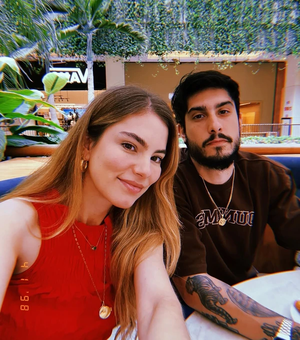 Bruna Hamú e Allison Valentim por Reprodução/Instagram