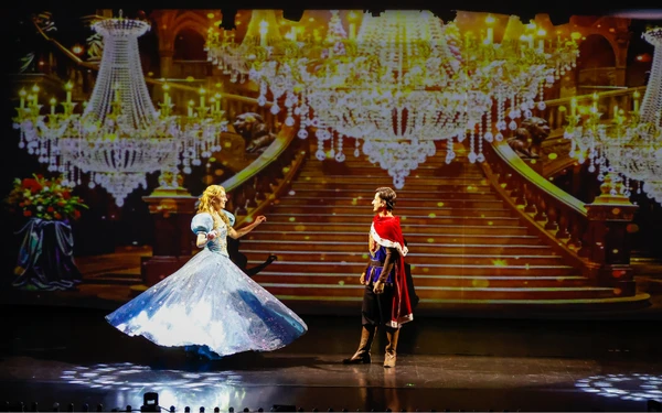 Cinderela por Foto Divulgação