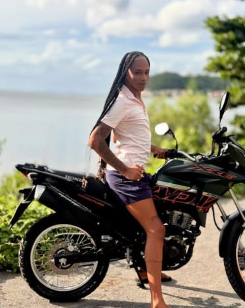 Influencer compartilhava fotos de viagens e dia a dia nas redes sociais  por Reprodução / Redes sociais 