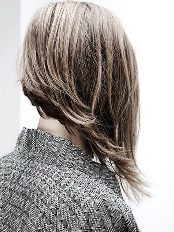 Long Bob assimétrico por Reprodução