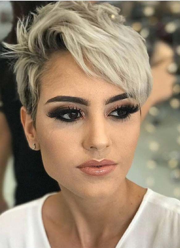 Pixie com mechas: por Reprodução