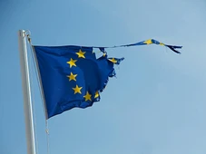 Imagem - Europa em decadência: a vaca está indo para o brejo!