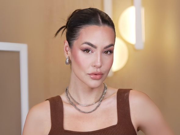 Imagem - Satin skin makeup: confira 7 dicas para um glow na medida certa