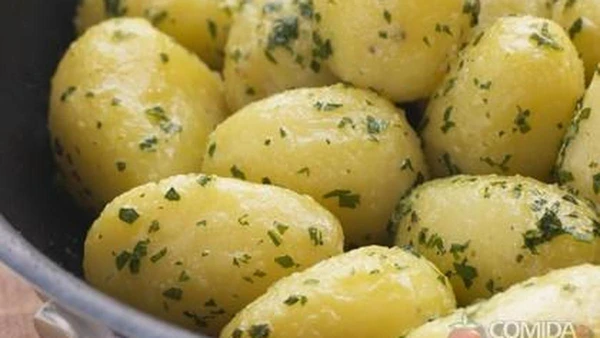 Batata é um alimento versátil e delicioso por Shutterstock