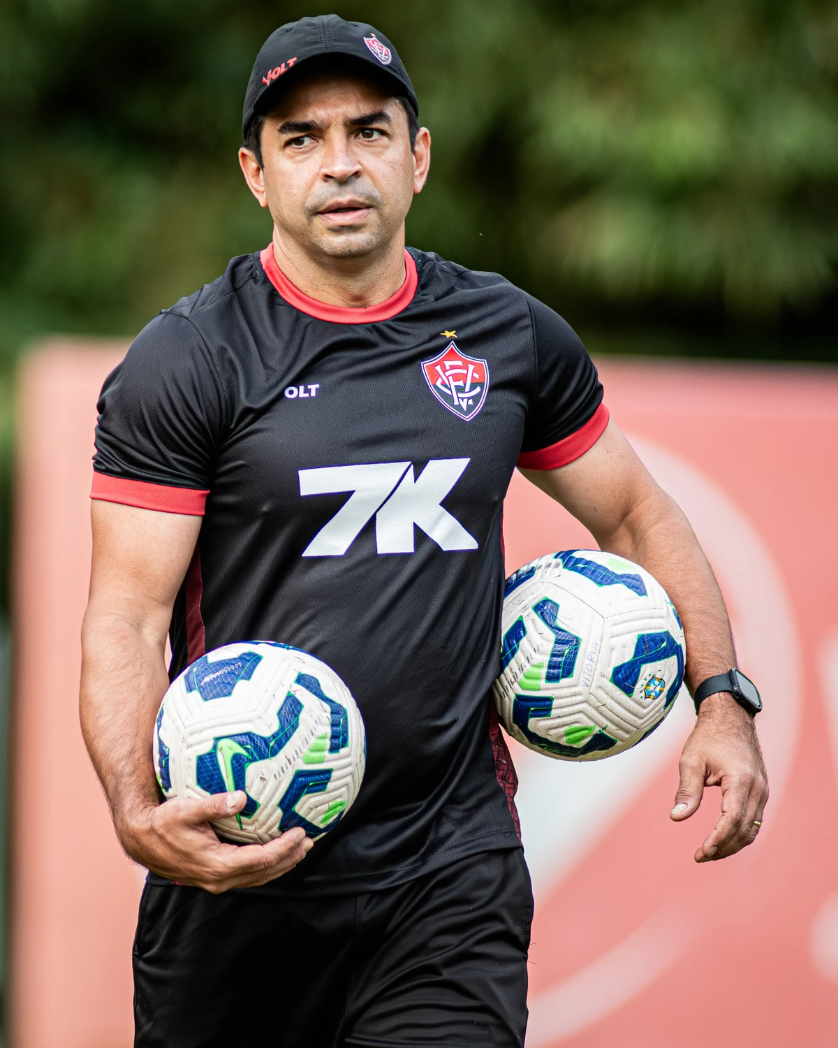 Cleber Santos (assistente técnico)  por Victor Ferreira/EC Vitória
