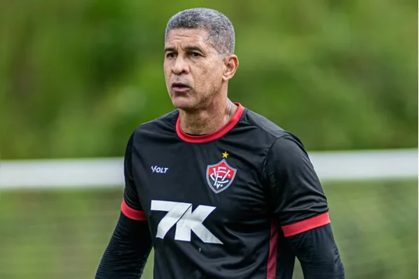 Itamar Ferreira (preparador de goleiros) por Victor Ferreira/EC Vitória