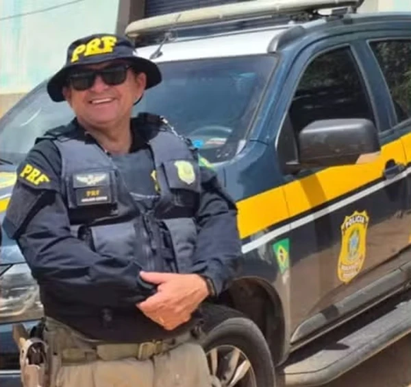 Policial rodoviário federal morre em serviço após ser atropelado enquanto retirava animais da pista