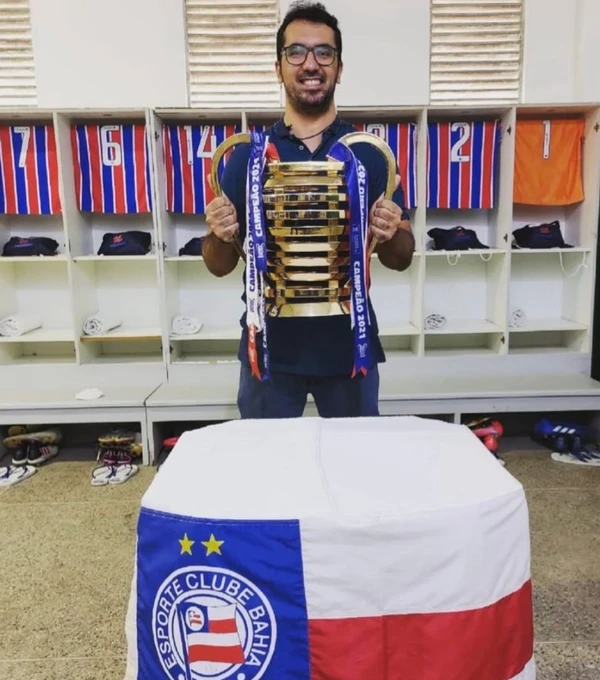 Bruno trabalhou no clube por 6 anos por Reprodução