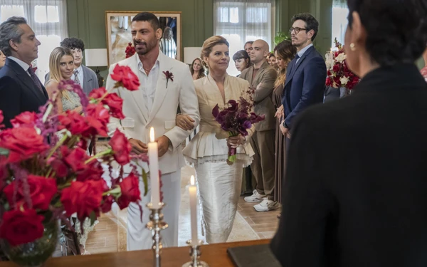 Casamento de César e Odete Roitman por Divulgaão/Globo