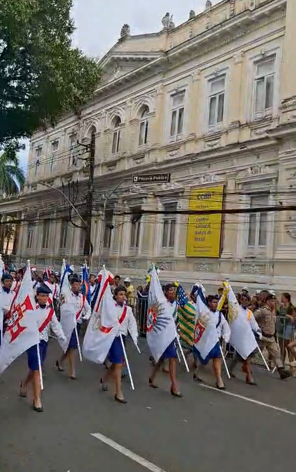 Desfile do 7 de Setembro em Salvador por Maria Raquel Brito