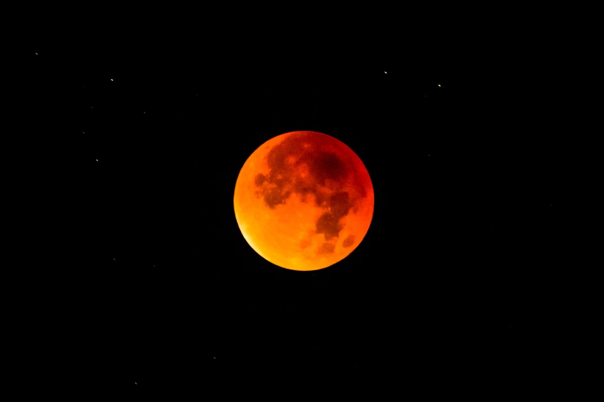 Lua de Sangue por Shutterstock