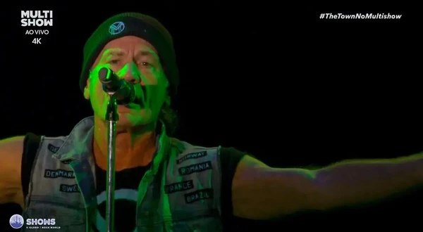 Bruce Dickinson se apresentou no The Town 2025