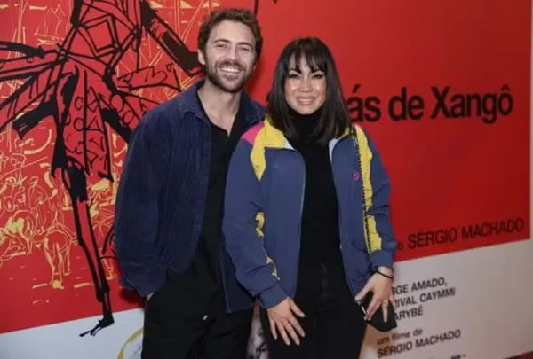 Fernando Roncato e Danni Suzuki na pré-estreia de "3 Obás de Xangô" por Divulgação/Roberto Filho