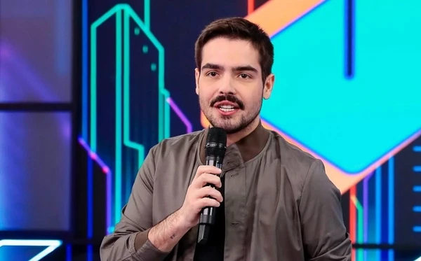 Filho de Faustão atualiza saúde do apresentador e fala sobre recuperação