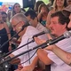 Imagem - Alexandre Nero canta música composta com Aldir Blanc em roda de samba no Rio