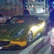 Imagem - Ferrari dourada é multada em R$ 880 por infração de trânsito