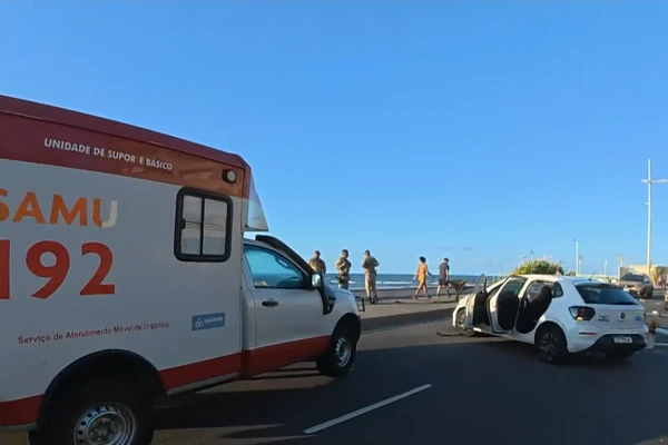 Acidente ocorreu na manhã desta terça (9)
