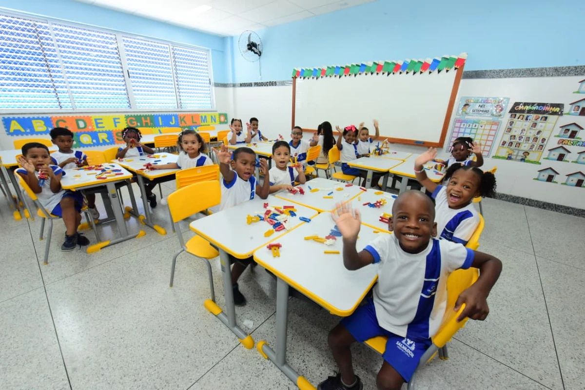 Centro Municipal de Educação Infantil (Cmei) Rafael Oliveira, em Cajazeiras VIII por Valter Pontes / Secom PMS