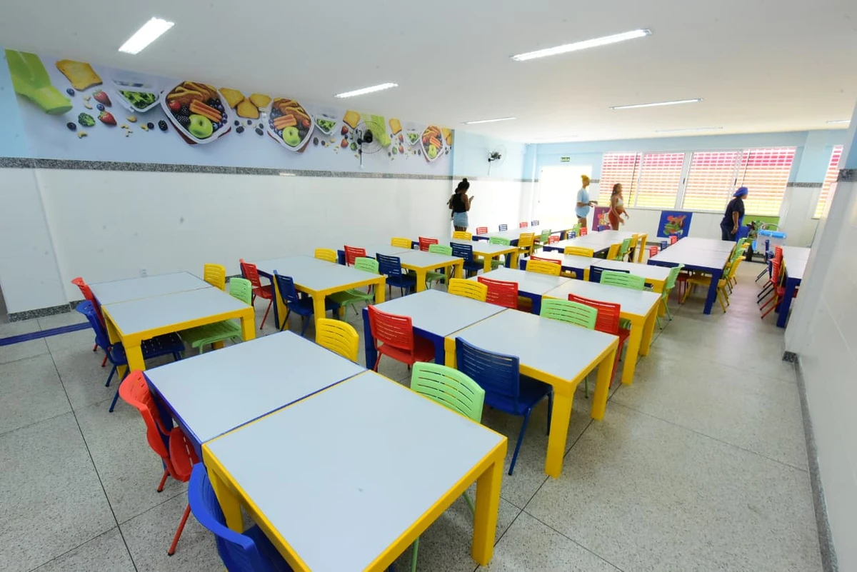 Centro Municipal de Educação Infantil (Cmei) Rafael Oliveira, em Cajazeiras VIII por Valter Pontes / Secom PMS
