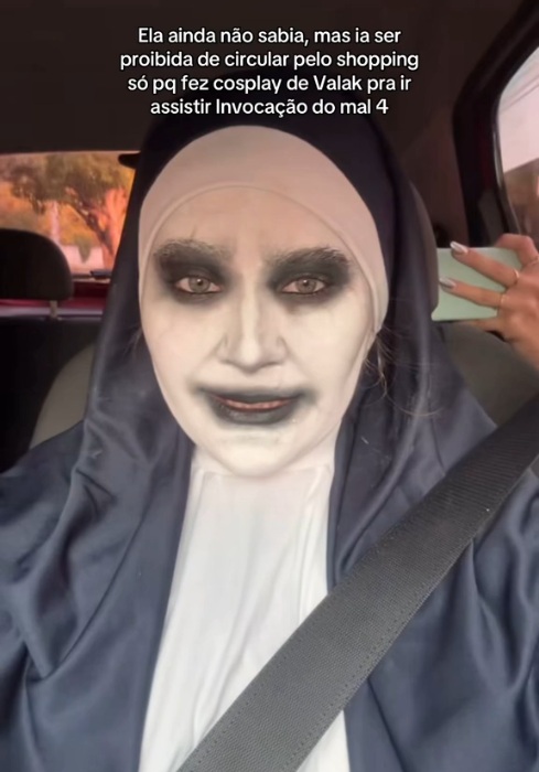 Maria Alice como Valak por Reprodução