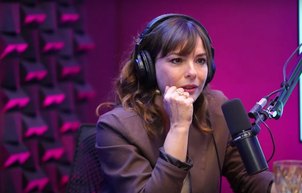 Regiane AlvesRegiane Alves lembra seu ensaio para a revista 'Playboy' em 2003 em entrevista ao podcast Papagaio Falante