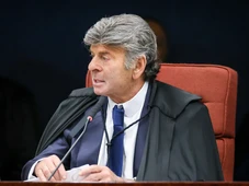 Imagem - Voto de Fux pode mudar destino de Bolsonaro? Entenda pedido de anulação