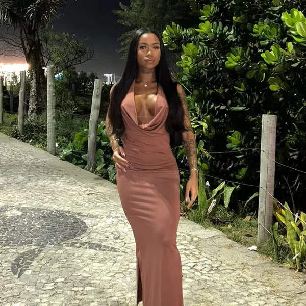 Adrielly por Reprodução