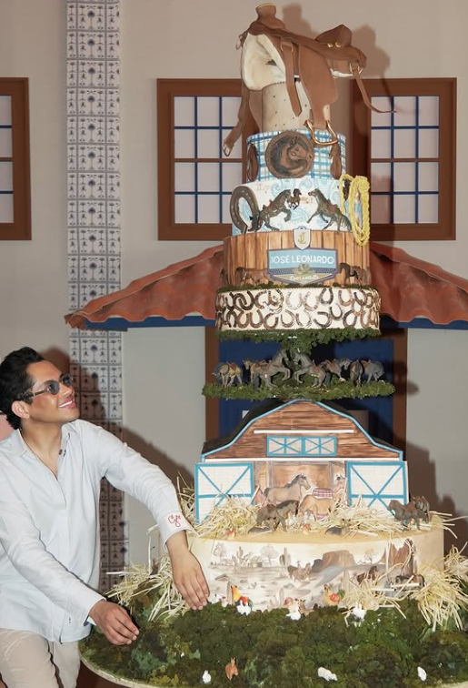 Bolo de aniver por Reprodução | Instagram