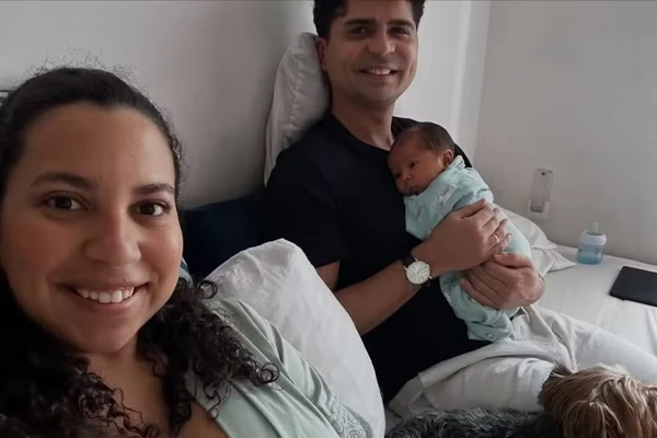 Parto de Marina Cardoso por Reprodução