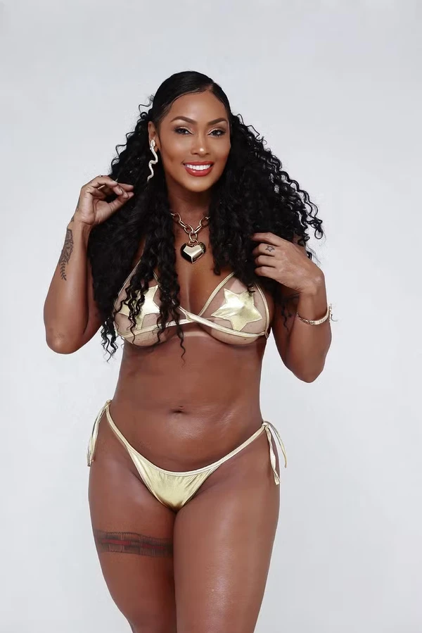 Rosiane Pinheiro por Reprodução