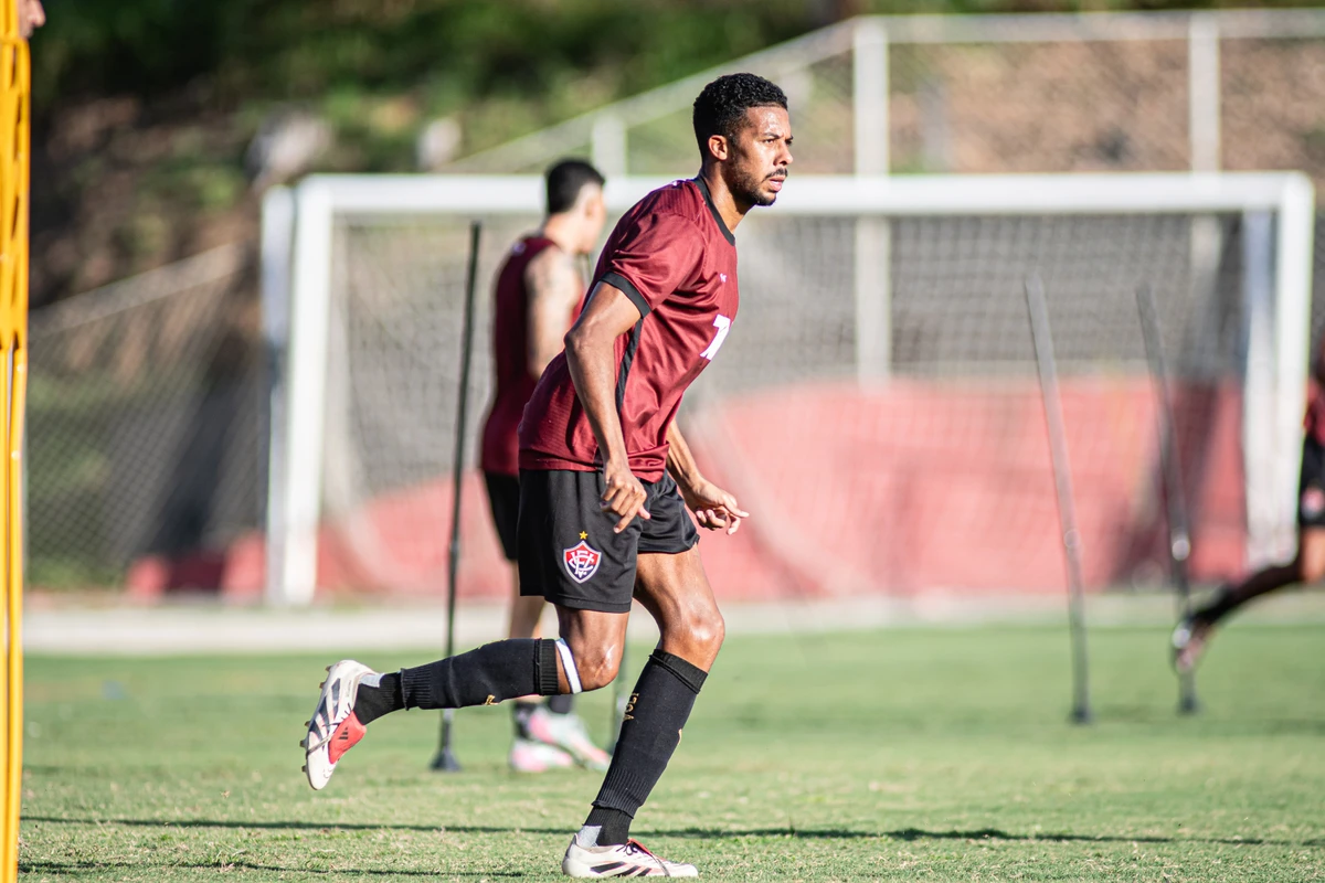 Elenco do Vitória treinando em preparação para encarar o Fortaleza (11/09) por Victor Ferreira/EC Vitória