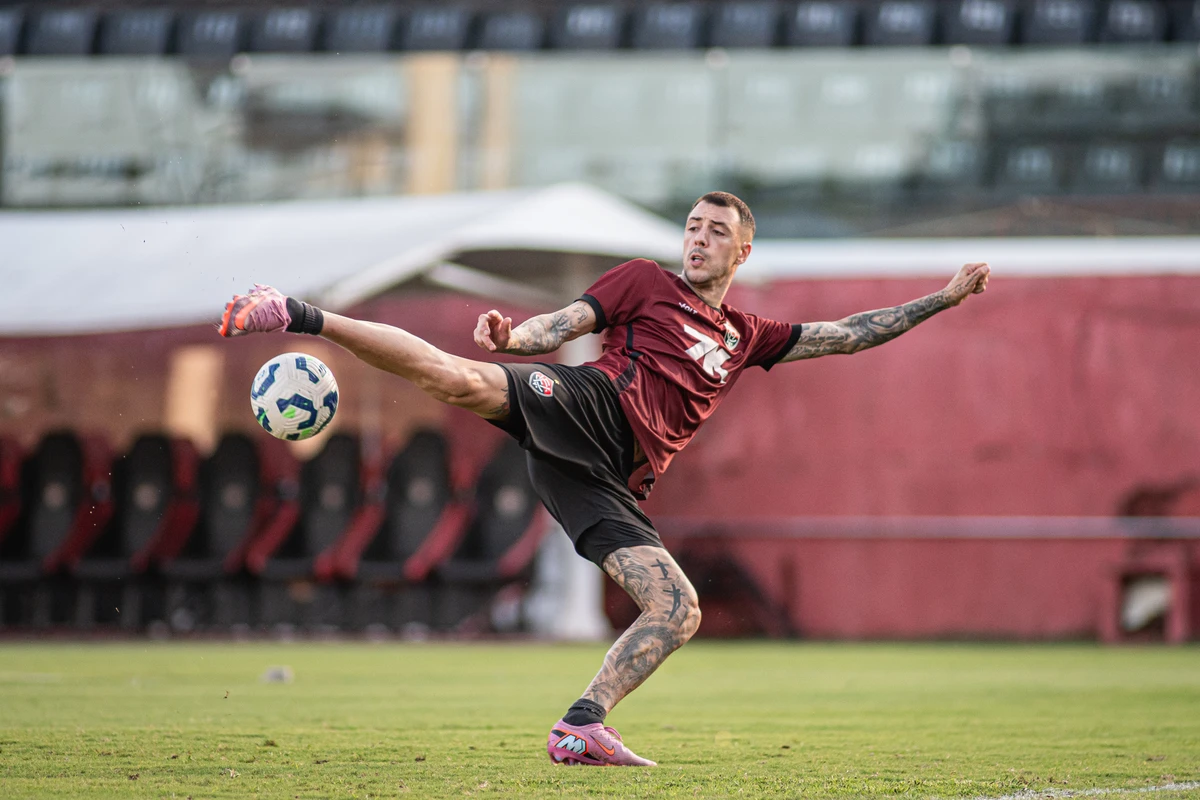 Elenco do Vitória treinando em preparação para encarar o Fortaleza (11/09) por Victor Ferreira/EC Vitória