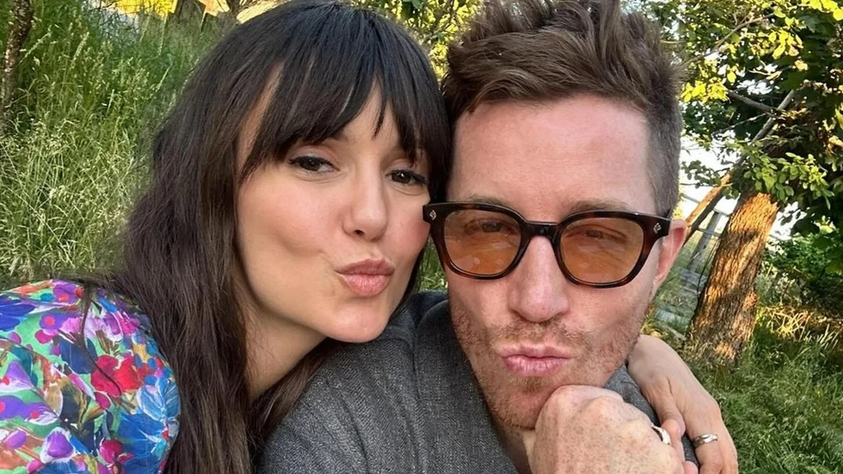 Nina Dobrev e Shaun White colocam fim no noivado após cinco anos