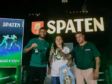 Imagem - Elevador Lacerda é iluminado de verde em evento da Spaten com Popó, Hebert e Bia Ferreira