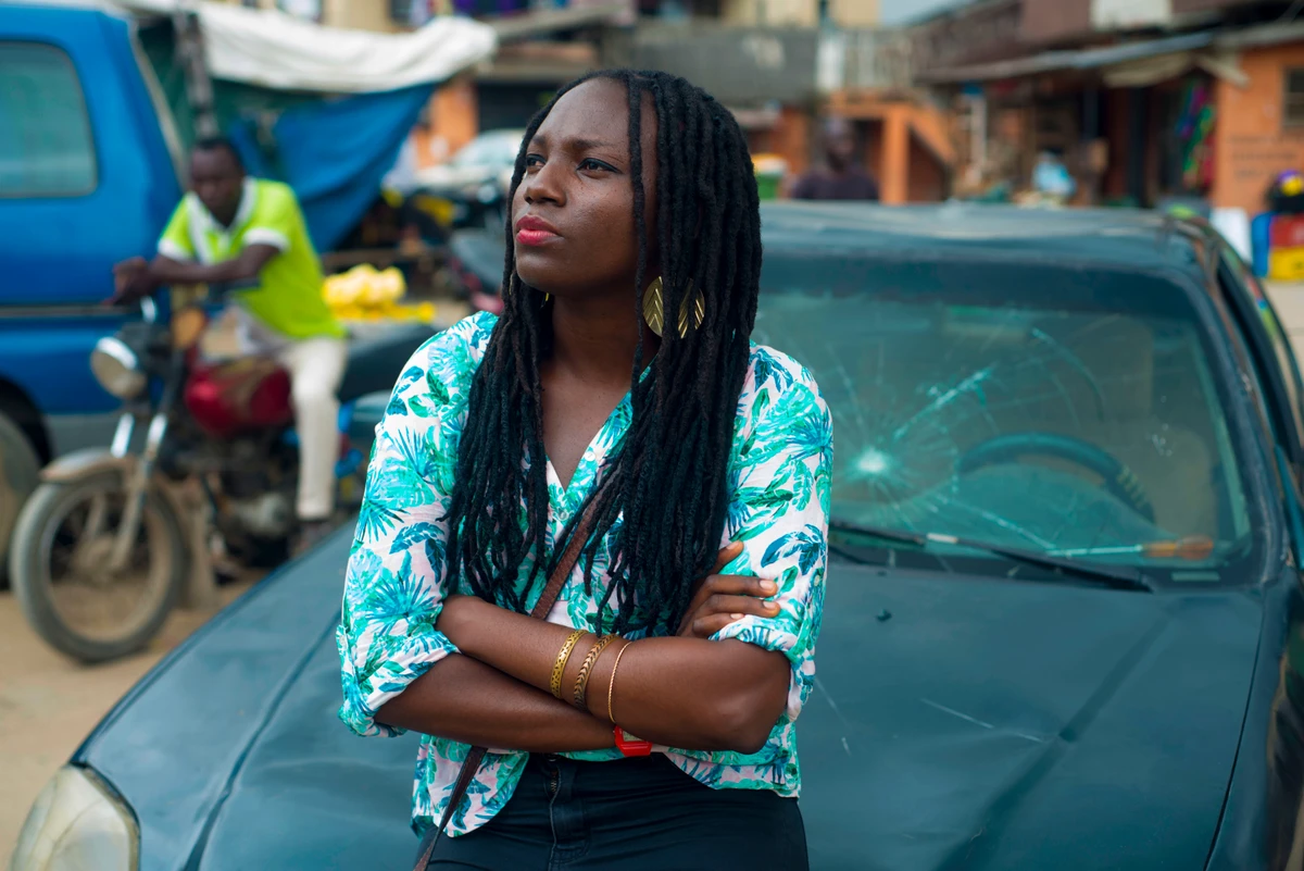 Cineasta Ema Edosio participa pessoalmente do festival pela segunda vez por Divulgação