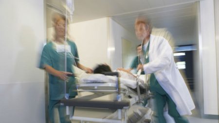Experiências de quase morte têm relatos semelhantes entre pacientes por Reprodução