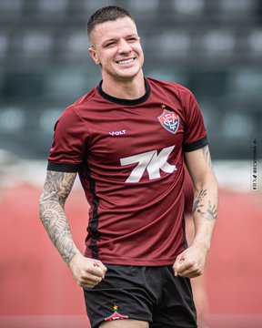 Último treino do Vitória antes de encarar o Fortaleza  por Victor Ferreira/EC Vitória