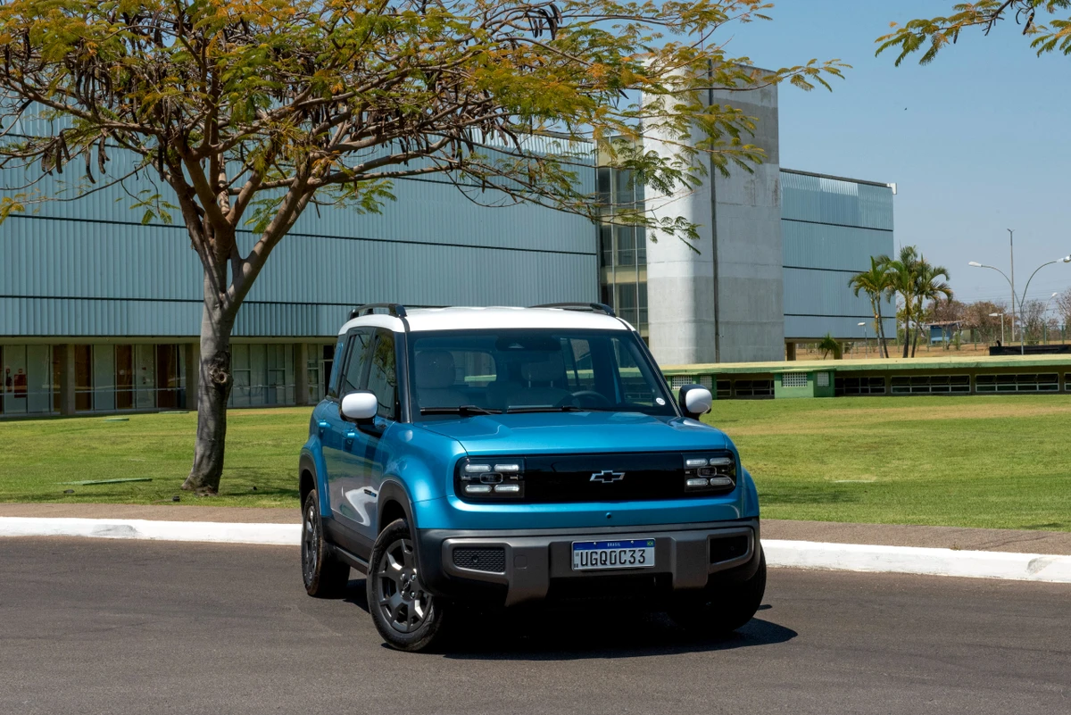 SUV com estilo boxy, o Spark tem autonomia para rodar até 258 km com uma carga