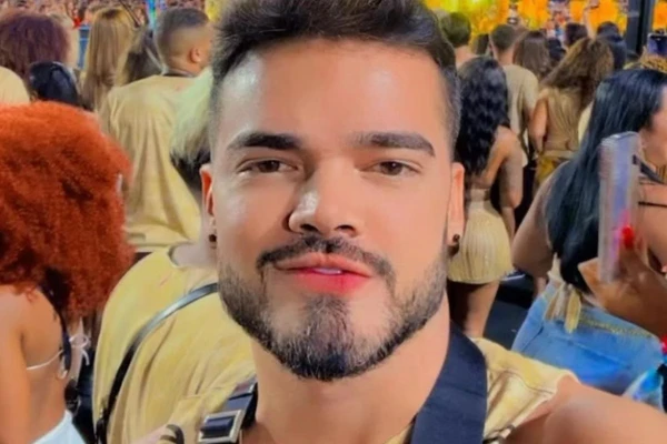 Fábio Gontijo por Repodução