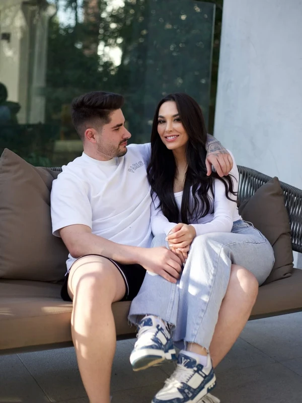 Lucas Souza e Suzi Sassaki por Reprodução