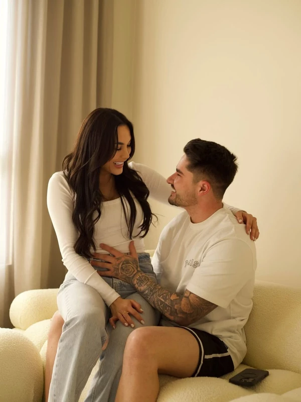 Lucas Souza e Suzi Sassaki por Reprodução