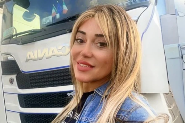 Mulher Abacaxi se machucou em tentativa de assalto por Reprodução