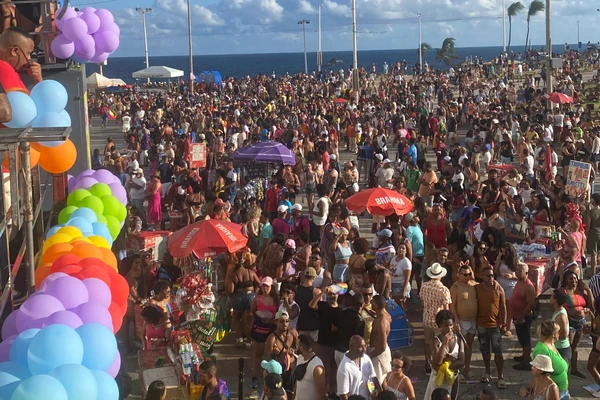 22ª Parada LGBT da Bahia por Reprodução/Clécio Mendes