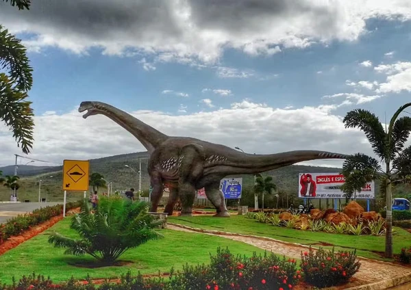 Dinossauro em Santa Inês por Arquivo Pessoal