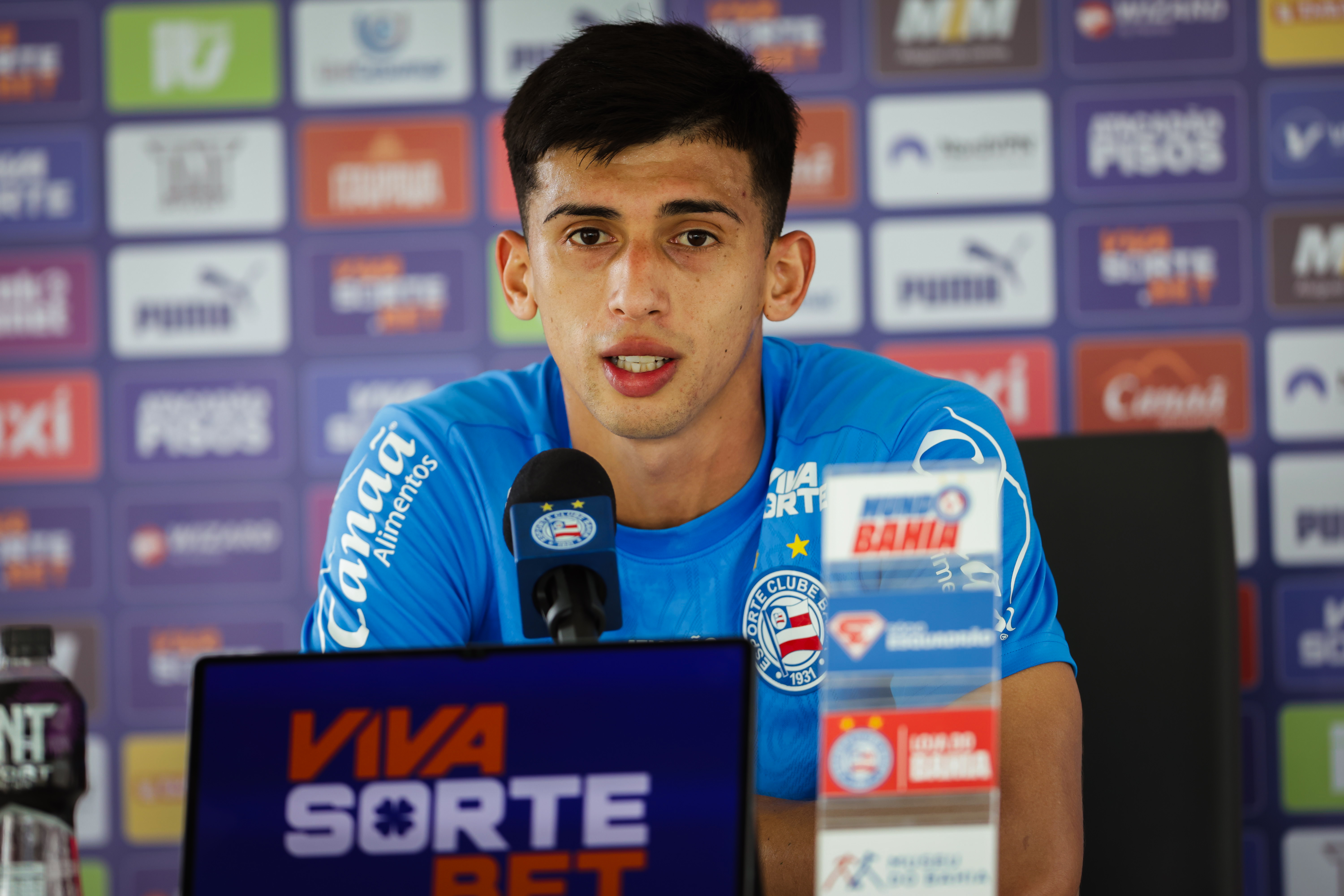 Sanabria em entrevista coletiva por Letícia Martins/EC Bahia