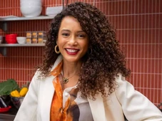 Imagem - Com ajuda do filho de Odete, Raquel se torna dona da TCA e ‘passa perna’ na vilã