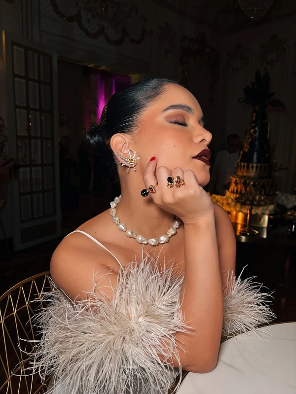 Carol Macedo por Reprodução/Instagram