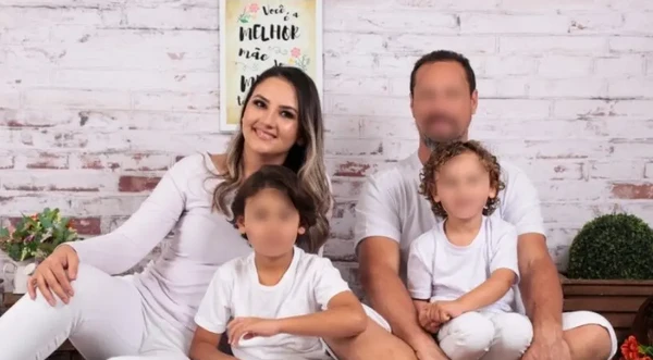 Débora está em prisão domiciliar por ter filhos menores de idade por Reprodução