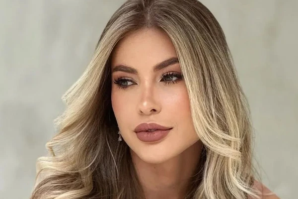 Saory Cardoso 